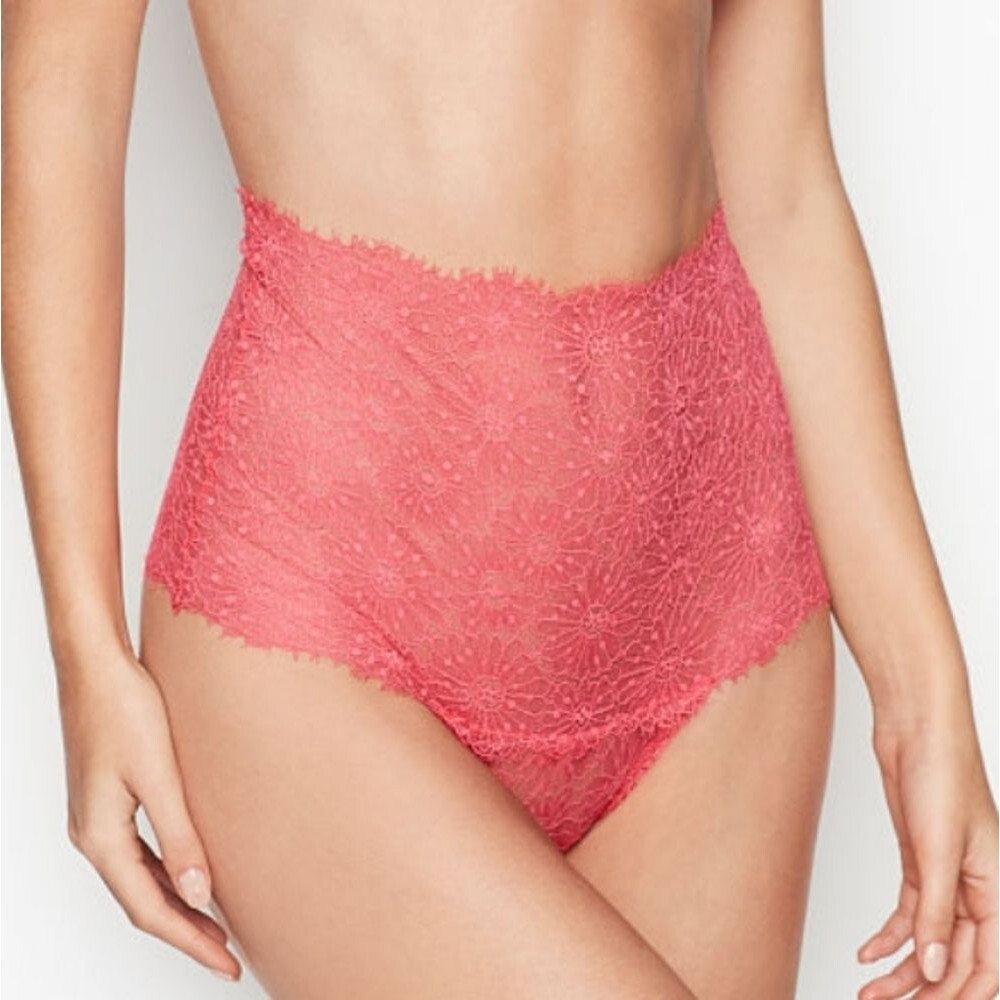 NWT Victoria's Secret High-Rise Floral Daisy Lace Thong Panty
